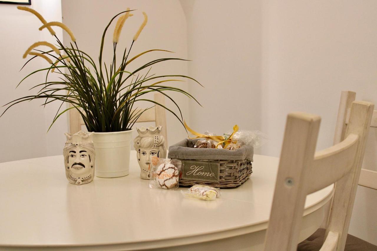 Vhome Exclusive Living Room Catania Luaran gambar